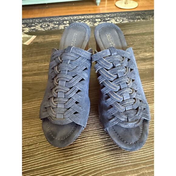 MICHAEL Michael Kors Clog Mule Sandal Sport Suede w/ Metal Studs Sz. 8 - Picture 8 of 10